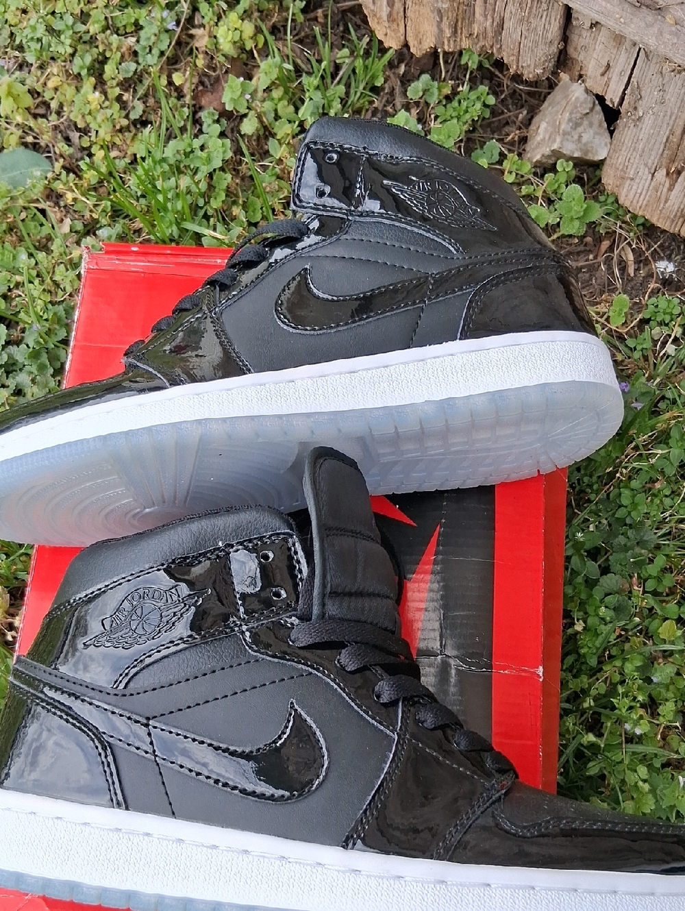 NWT Nike Air Jordan 1 High Zoom Black Shoes
